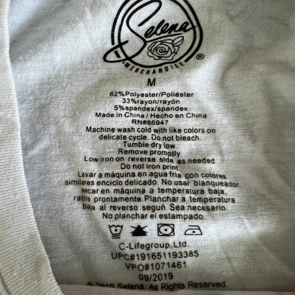 Official Selena T-shirt size M - Picture 2 of 3